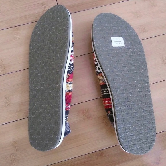 Sanuk Y2K Slip-On Blanket Loafer - Picture 4 of 5